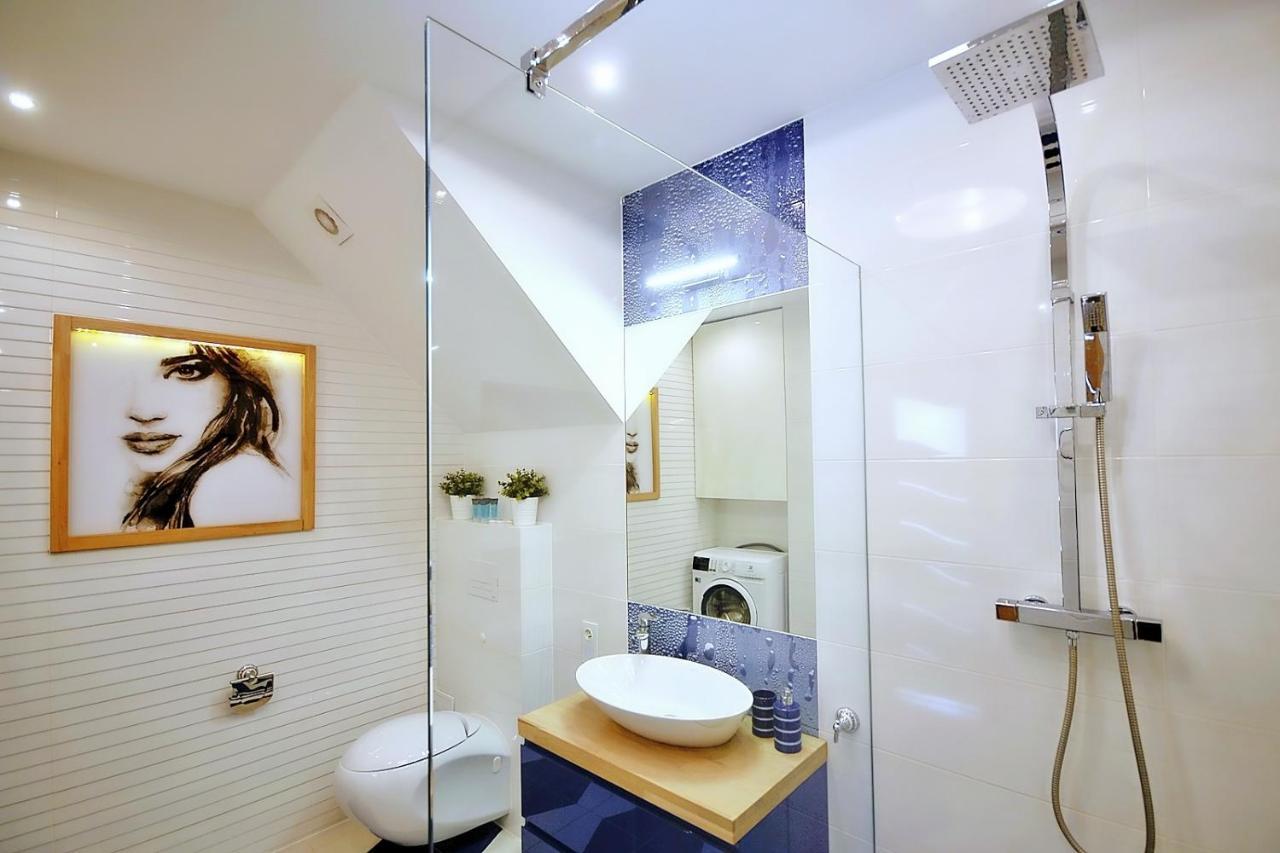 50 M Do Plazy Thobruk Apartamenty Piekna Dama Z Kolobrzegu Ngoại thất bức ảnh