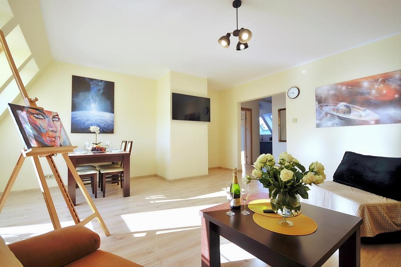 50 M Do Plazy Thobruk Apartamenty Piekna Dama Z Kolobrzegu Ngoại thất bức ảnh
