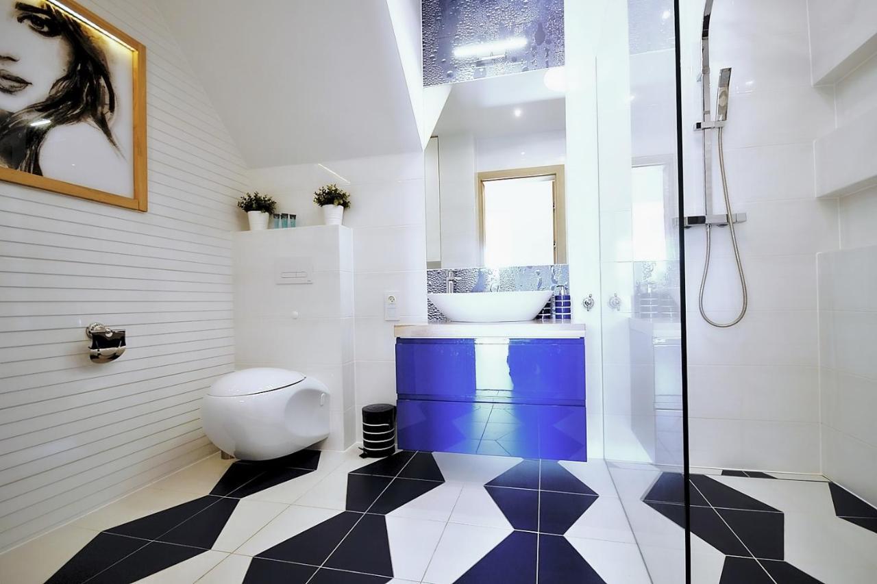 50 M Do Plazy Thobruk Apartamenty Piekna Dama Z Kolobrzegu Ngoại thất bức ảnh