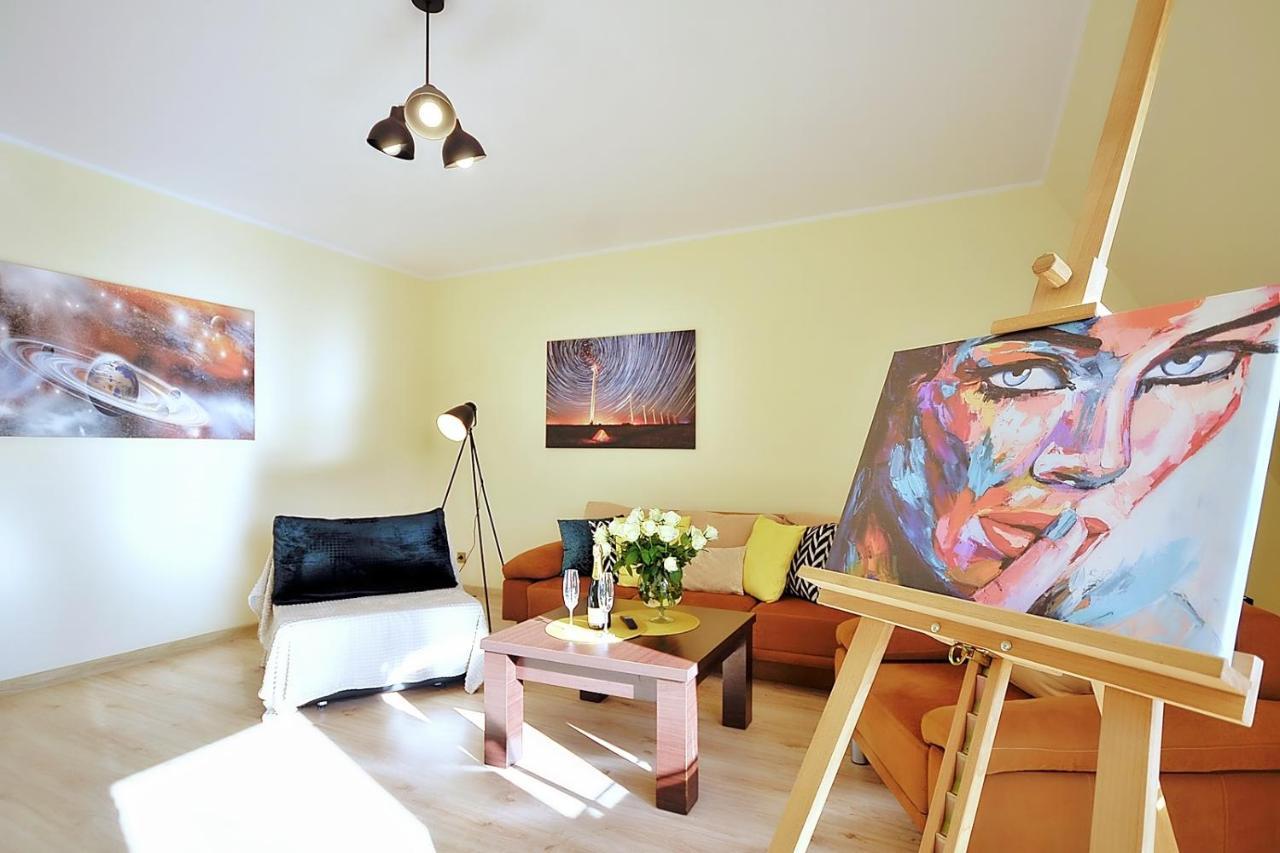 50 M Do Plazy Thobruk Apartamenty Piekna Dama Z Kolobrzegu Ngoại thất bức ảnh