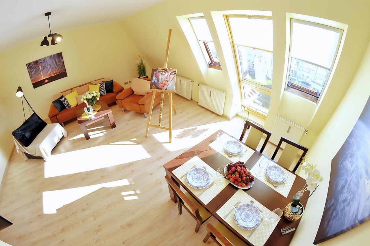 50 M Do Plazy Thobruk Apartamenty Piekna Dama Z Kolobrzegu Ngoại thất bức ảnh